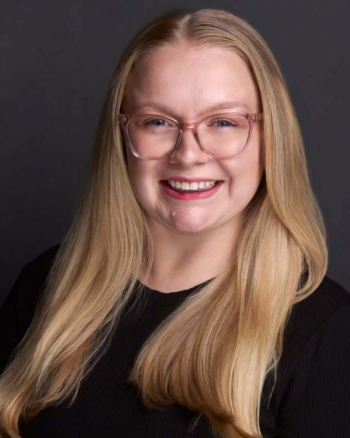 ⭐️MEET THE CAST of ALMOST, MAINE: Ashley Glass (Waitress) is rekindling her love of the stage with h