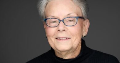 Debby Gibbs Returns as Director for ‘The Star Spangled Girl’ at Tupelo Community Theatre MEET THE CREW of STAR SPANGLED GIRL: Debby Gibbs (Director) is delighted to be back directing with t