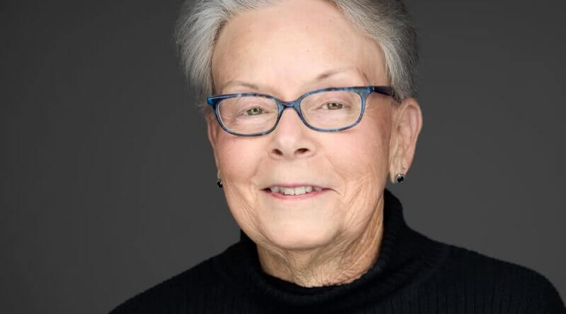 Debby Gibbs Returns as Director for ‘The Star Spangled Girl’ at Tupelo Community Theatre MEET THE CREW of STAR SPANGLED GIRL: Debby Gibbs (Director) is delighted to be back directing with t